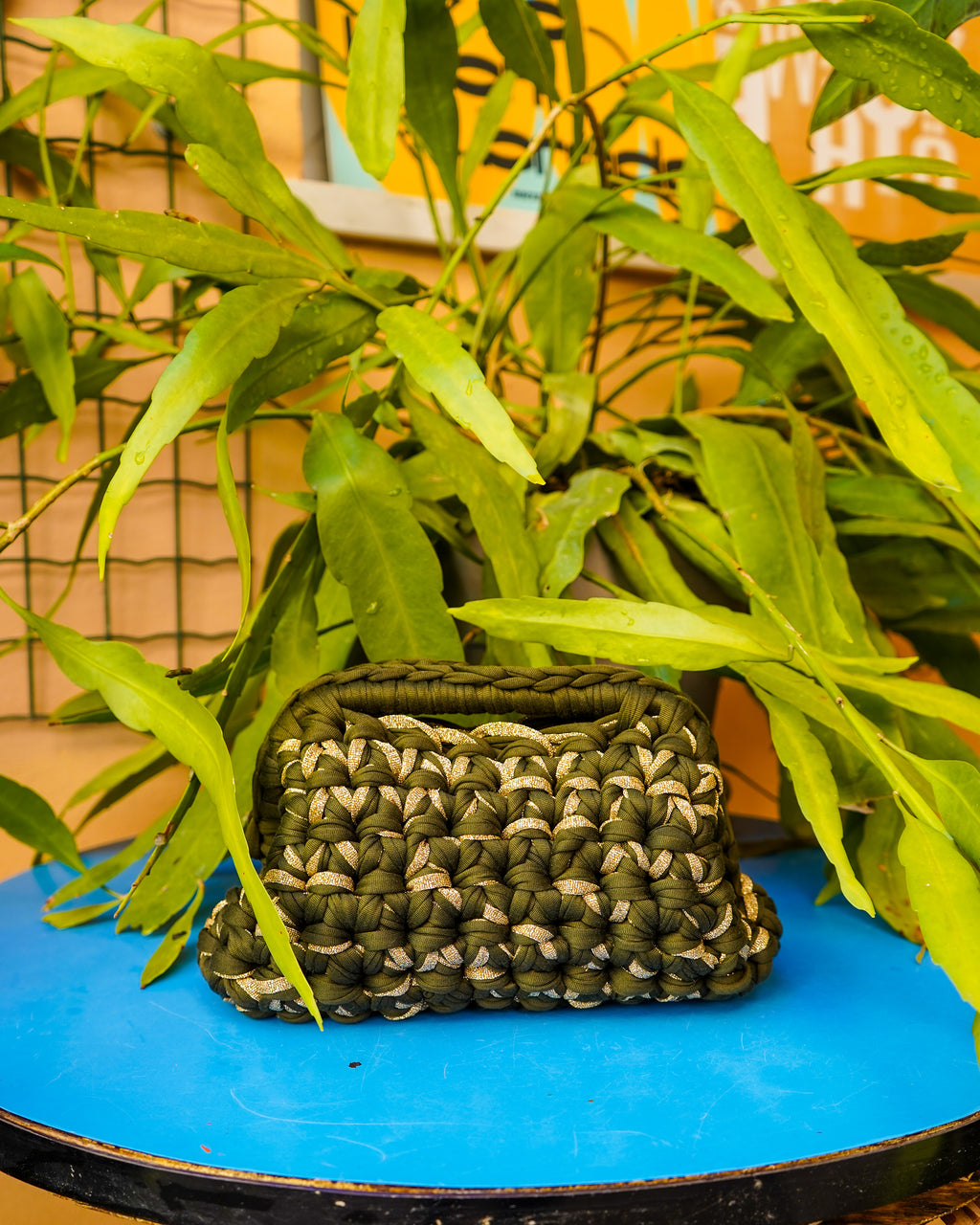 CLUTCH MILITARY GREEN