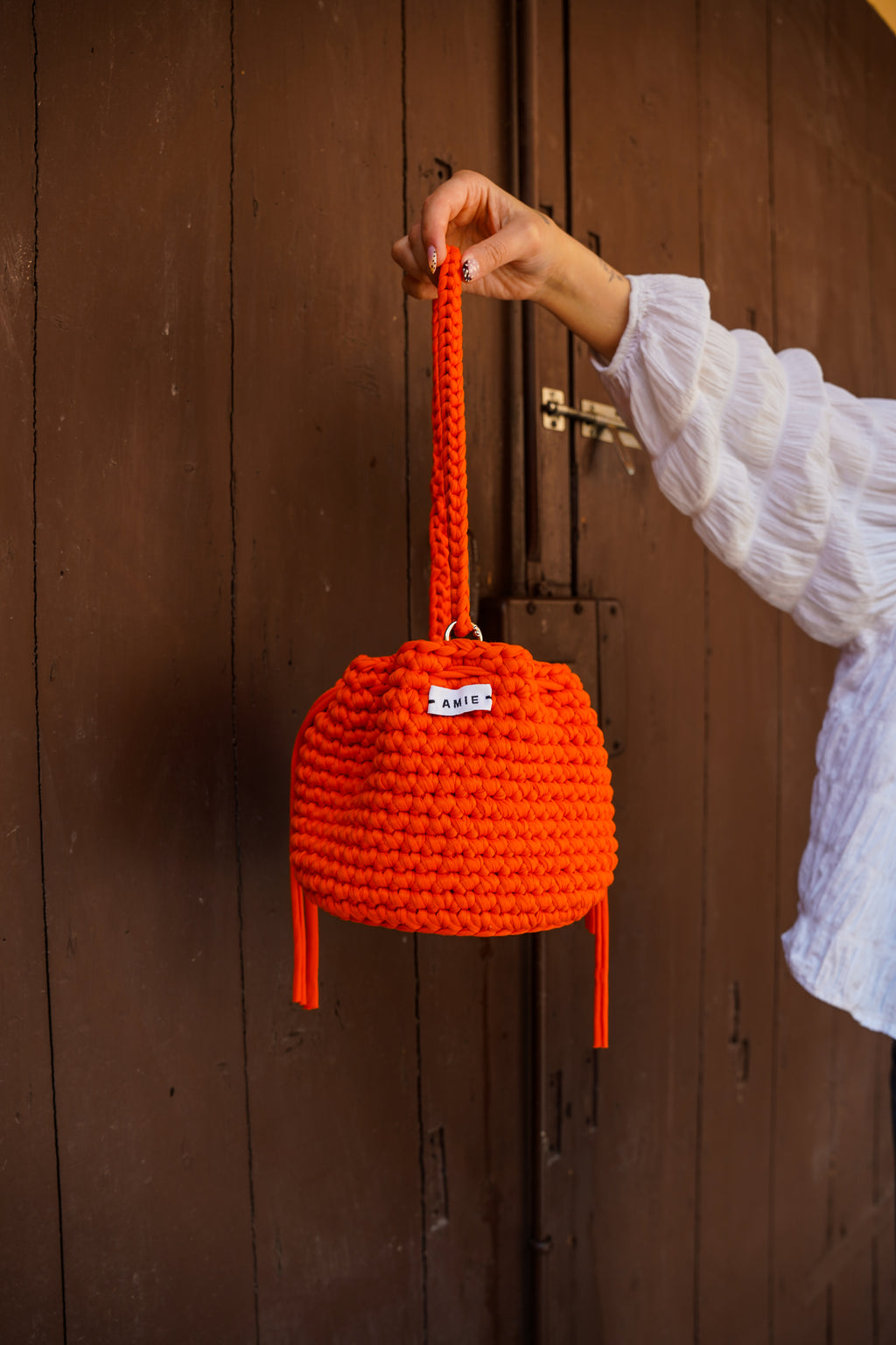 BUCKET BAG