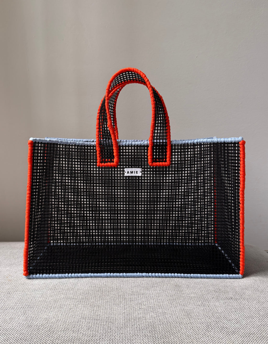 AMIE GRID BIG